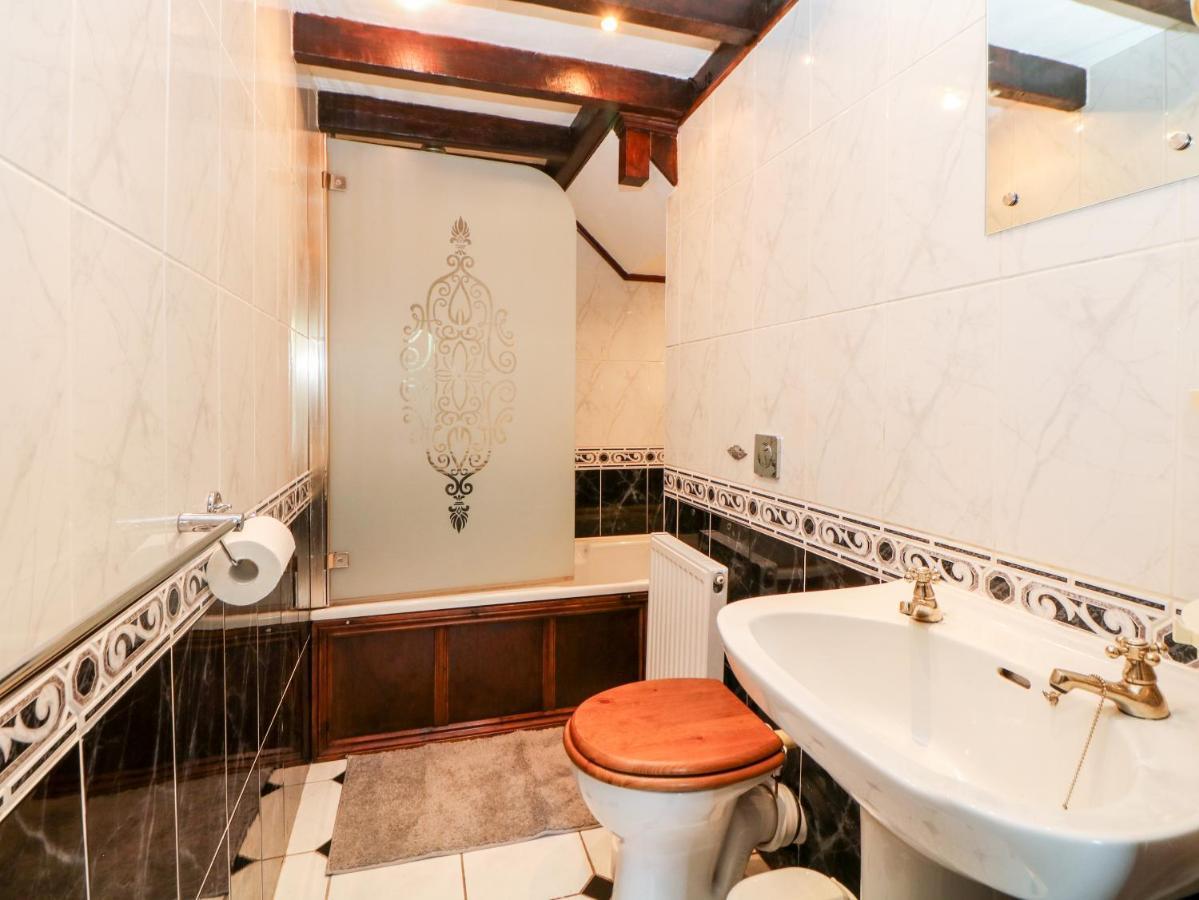 The Olde Coach House *